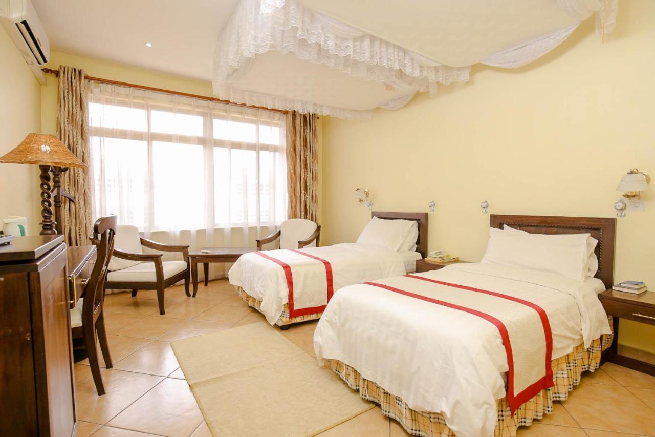 New Safari Hotel Arusha Buitenkant foto